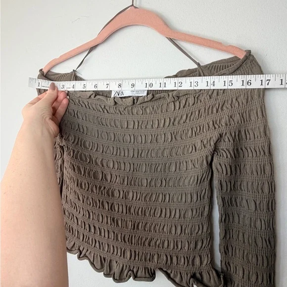 Zara Olive Green Smocked Crop Top – Long Sleeve – Size M - Picture 12 of 17